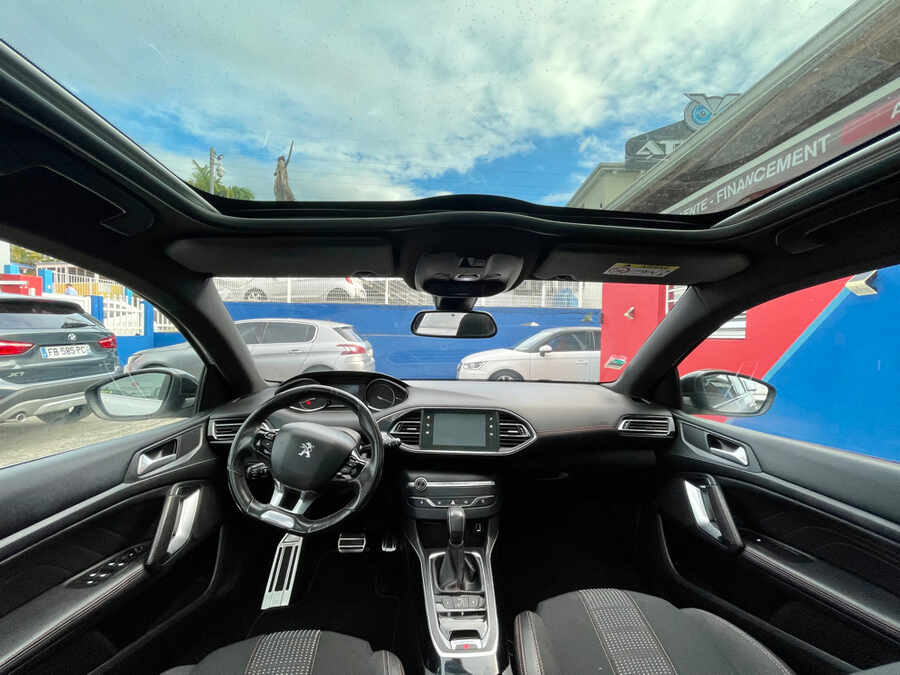 PEUGEOT 308 (Photo 5)