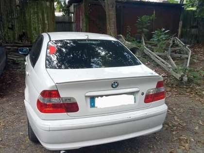 Photo BMW 316i manuel et à essence