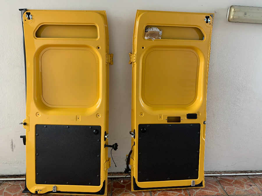 2 portes arrière Fiat Ducato Neuves (Photo 3)