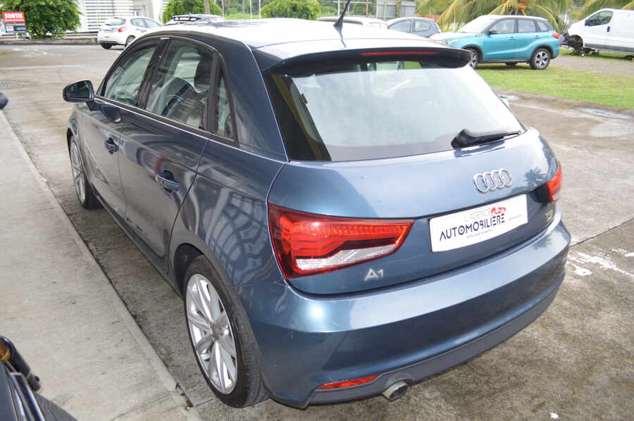 Audi A1 sportback 1.0 Tfsi ultra 95 S tronic 7 (Photo 5)