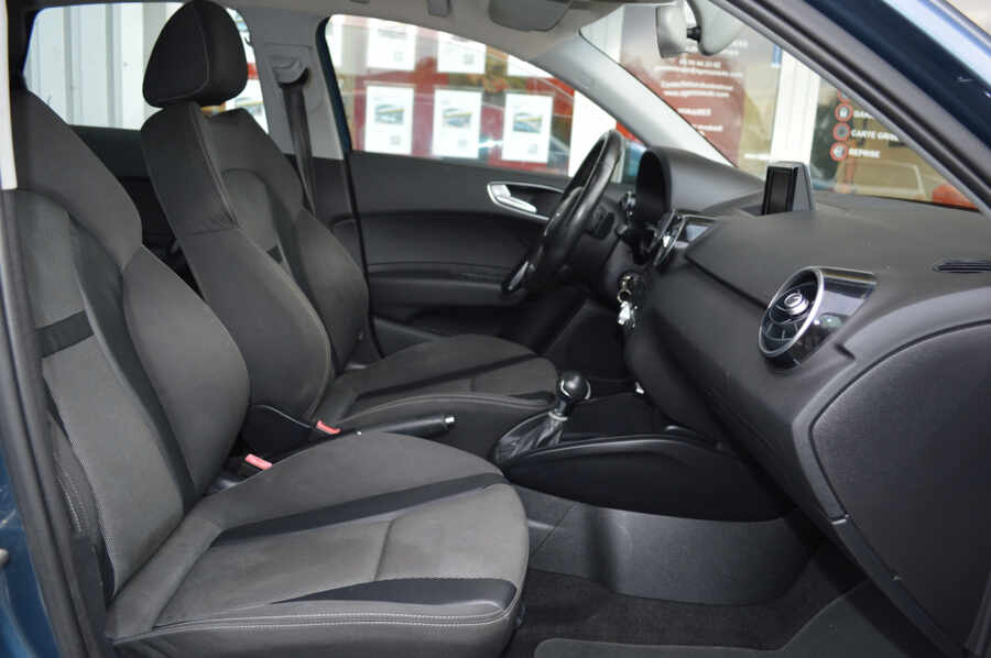 Audi A1 sportback 1.0 Tfsi ultra 95 S tronic 7 (Photo 10)