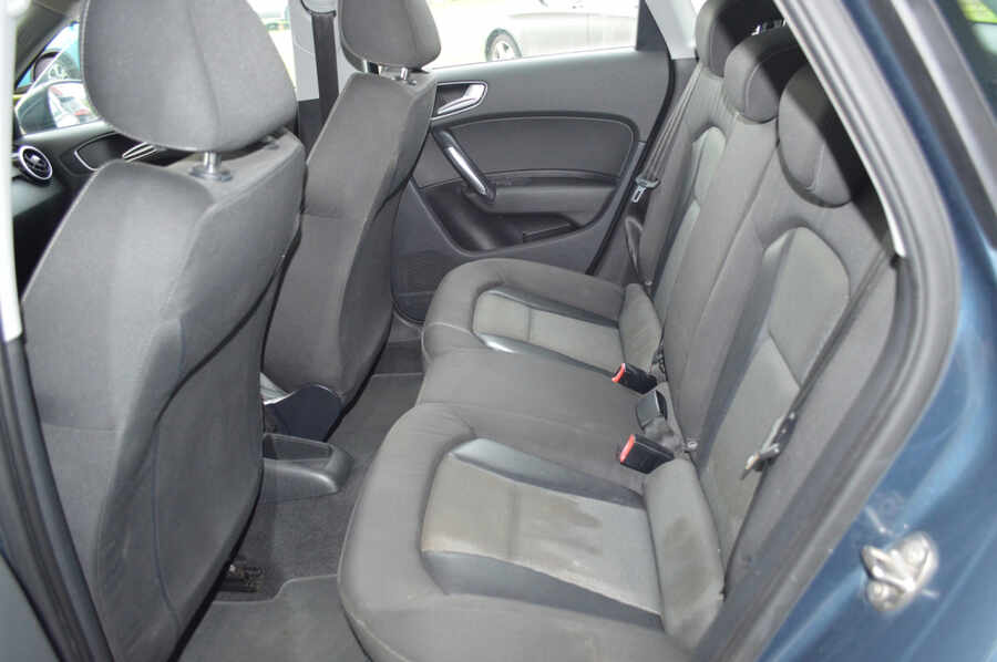 Audi A1 sportback 1.0 Tfsi ultra 95 S tronic 7 (Photo 12)