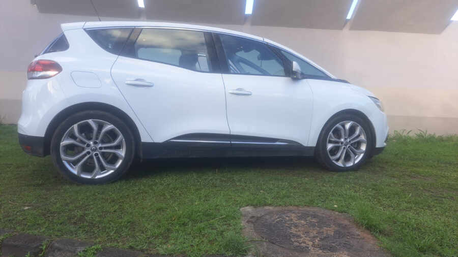 Renault Mégane Scénic SUV DCI (2017) (Photo 1)