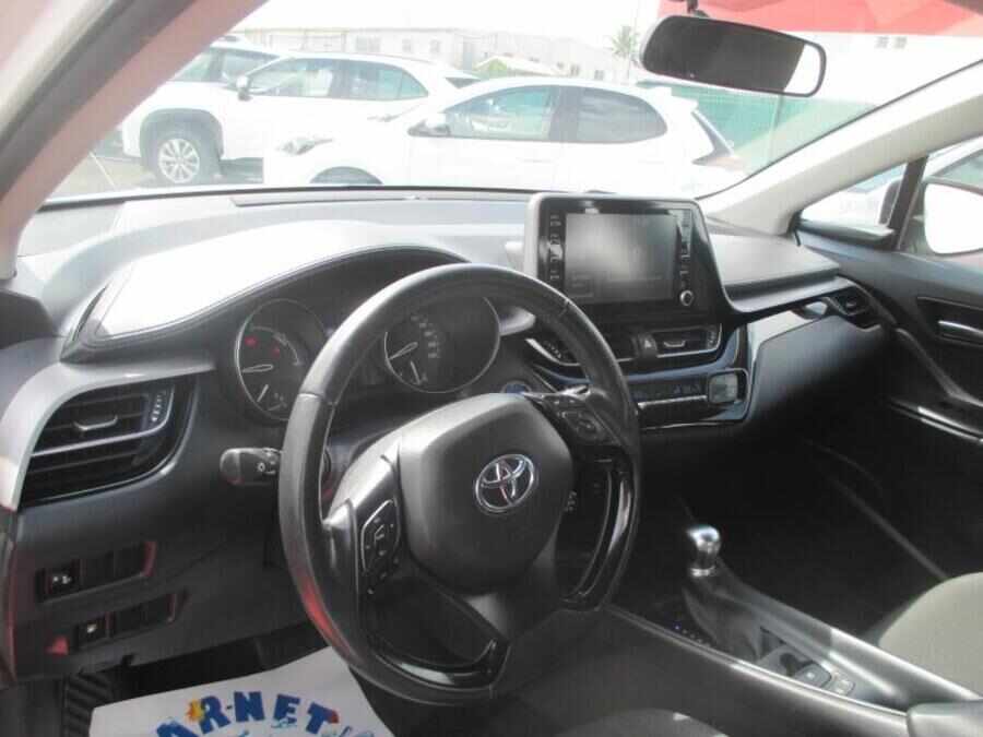 Toyota C-Hr 122h Dynamic 2Wd E-Cvt Mc19 (Photo 7)