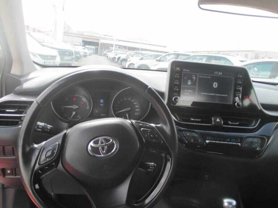 Toyota C-Hr 122h Dynamic 2Wd E-Cvt Mc19 (Photo 8)