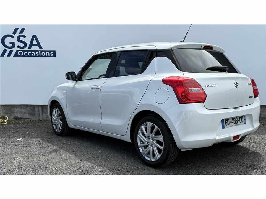 Suzuki Swift 5 1.2L Dualjet 16V (Photo 2)