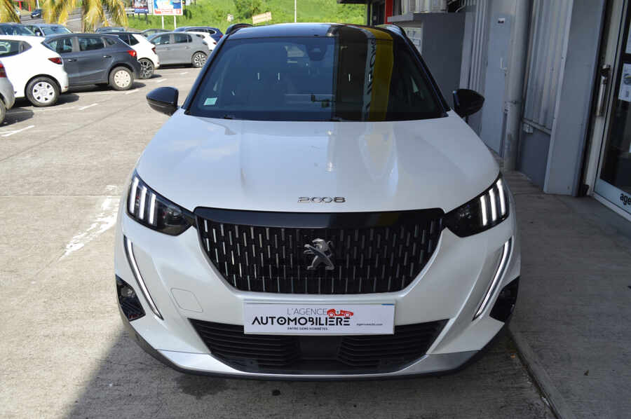 Peugeot 2008 1,2L 155 SetS Eat8 Gt (Photo 3)