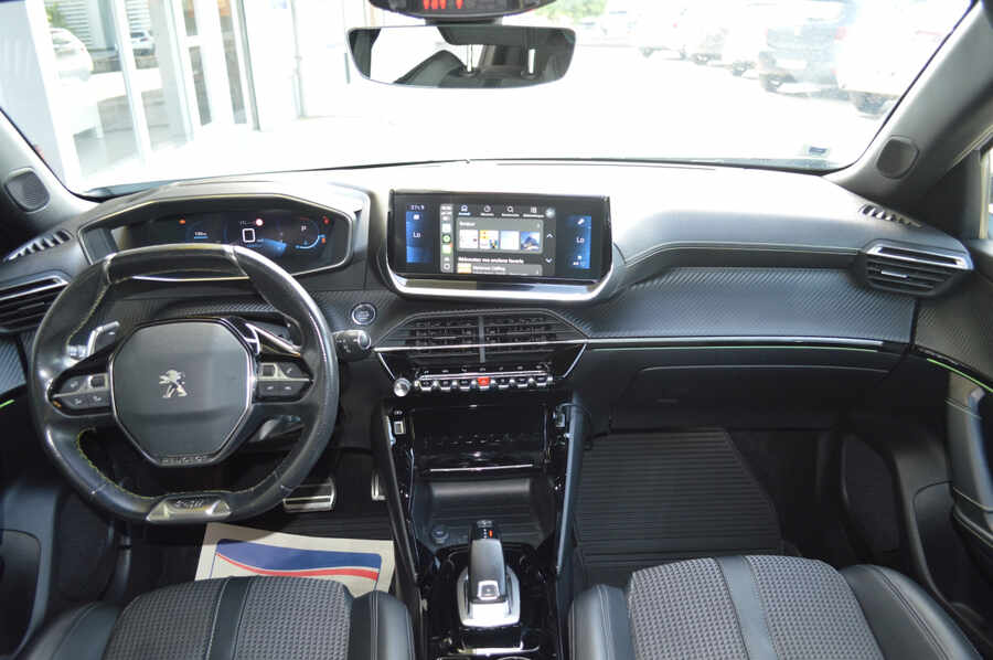 Peugeot 2008 1,2L 155 SetS Eat8 Gt (Photo 9)